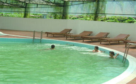 Emeralda Hotsprings 2 days tour