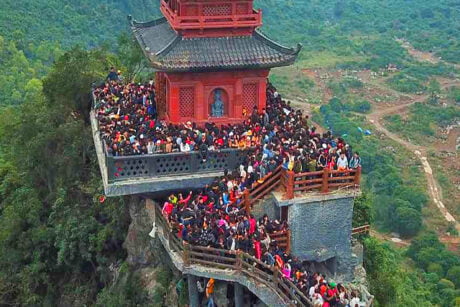 TAM CHUC PAGODA – NINH BINH 2 DAYS TOUR